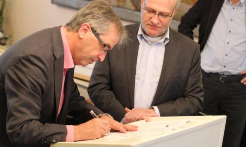 Intentieverklaring samenwerking Rick en Myouthic